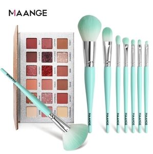 8Pcs Makeup Brushes with 18 Color Matte Eyeshadow